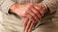 Заставка для - Достойная старость: пансион для пожилых с болезнью Альцгеймера
